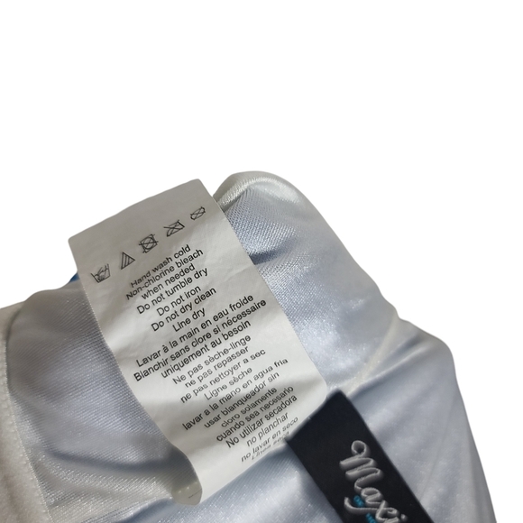 Maxine Of Hollywood One Piece Blue Ruffle Swimsuit 18W - Picture 8 of 8